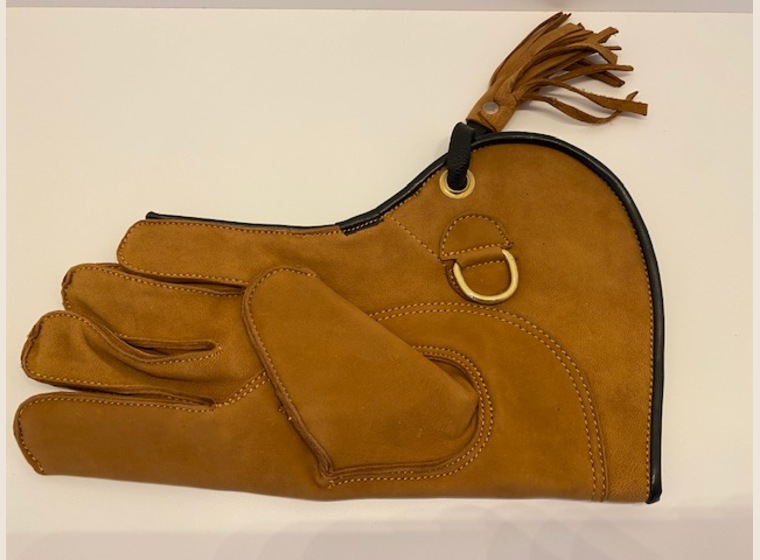 ファルコングローブ　ショート丈　フリーサイズ　在庫2個