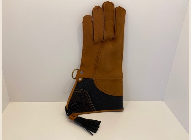 ファルコングローブ　ミドル丈　フリーサイズ　在庫2個