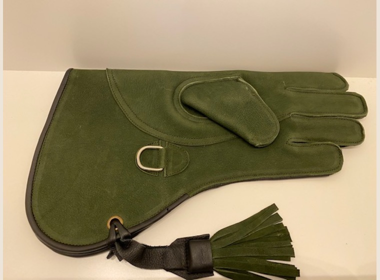 ファルコングローブ　ミドル丈　Lサイズ　在庫2個