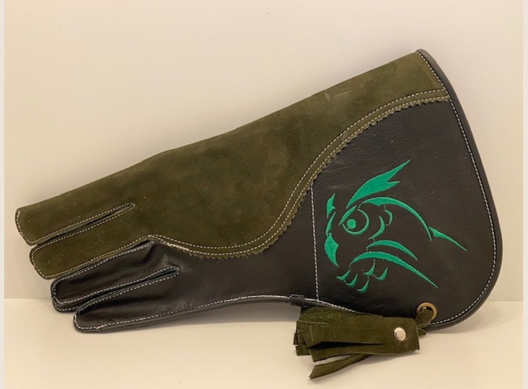 ファルコングローブ(緑)　ミドル丈　Mサイズ　在庫1個